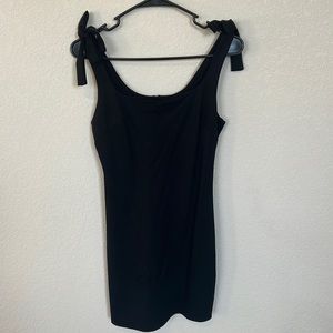 LITTLE BLACK DRESS WITH TIE DETAIL